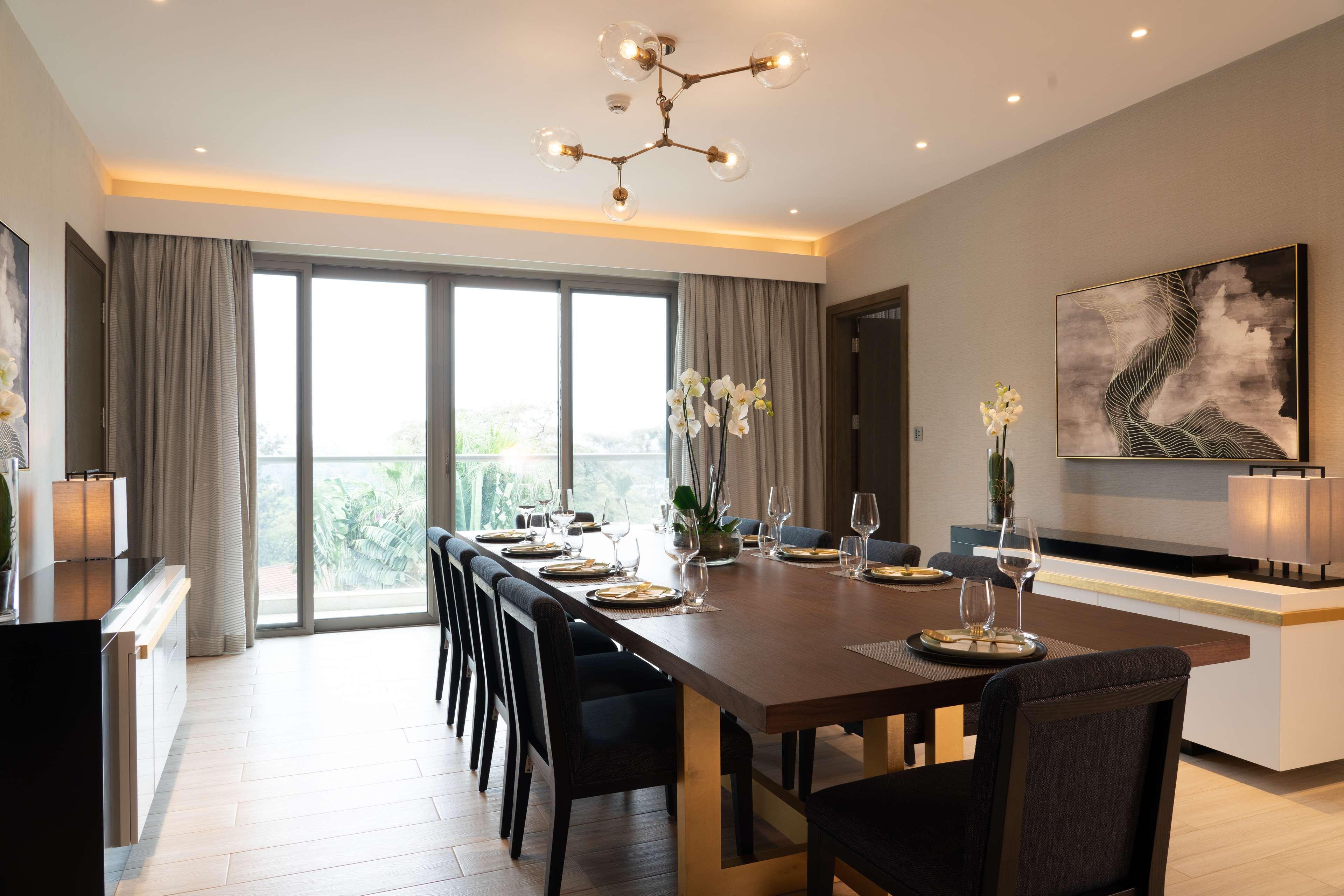 Radisson Blu Hotel & Residence Nairobi Arboretum Exterior photo A dining room